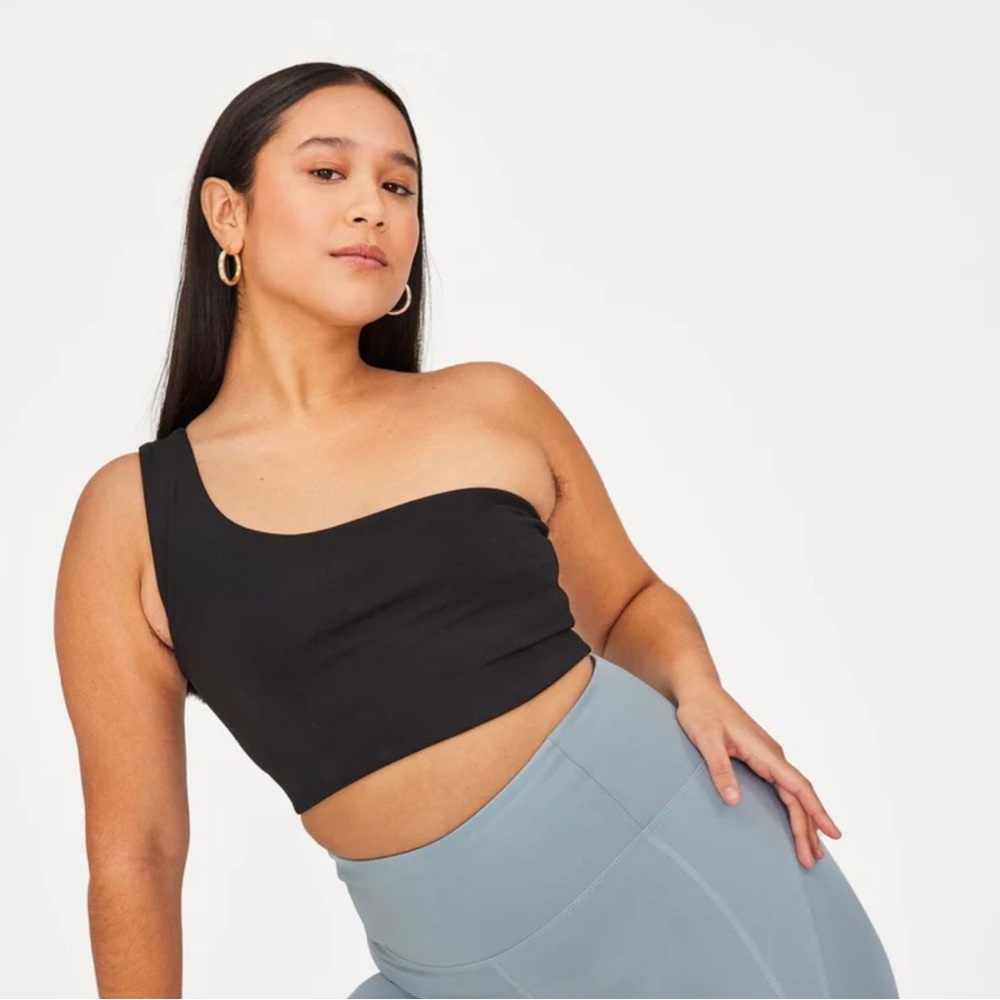 Girlfriend Collective Bianca One Shoulder Bra